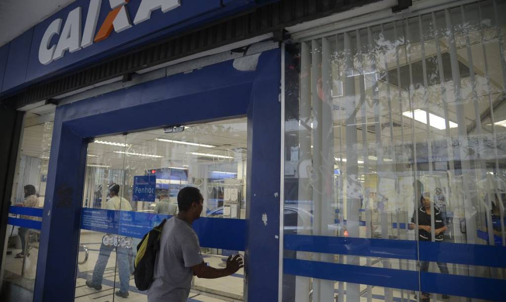 Estado de calamidade pública dá direito a saque do FGTS? TRT diz que sim