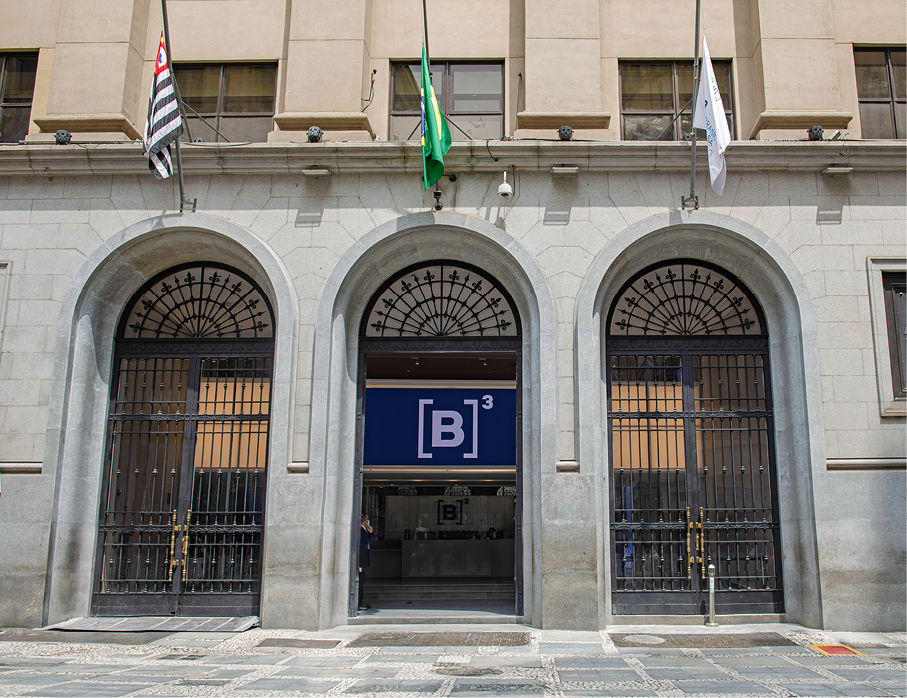B3 revisa fechamento do Ibovespa desta terça (11) após erro operacional