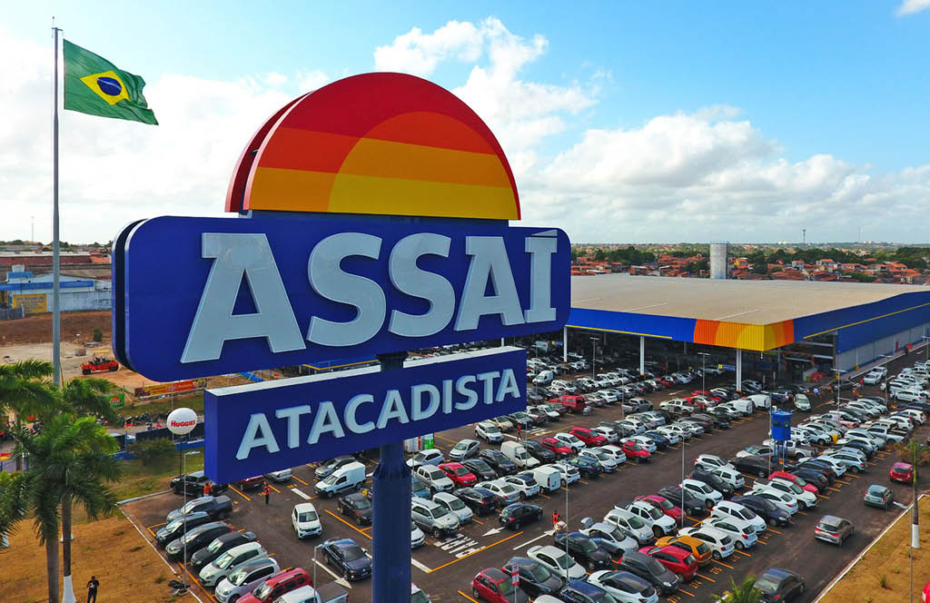 Foto de uma das lojas do Assaí Atacadista.