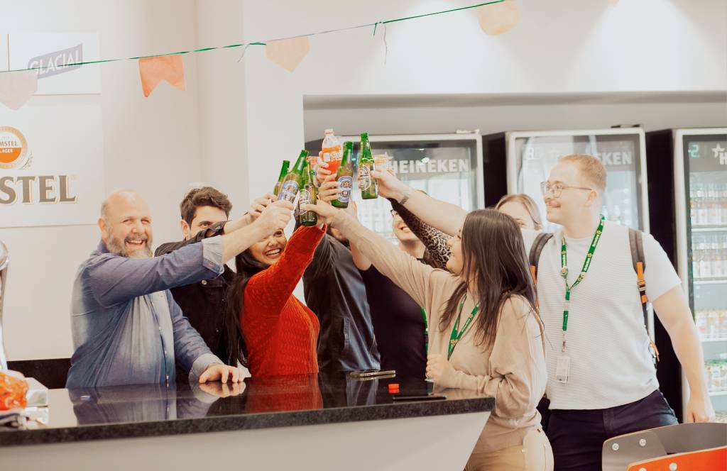 Heineken abre vagas com salários de até R$ 22 mil